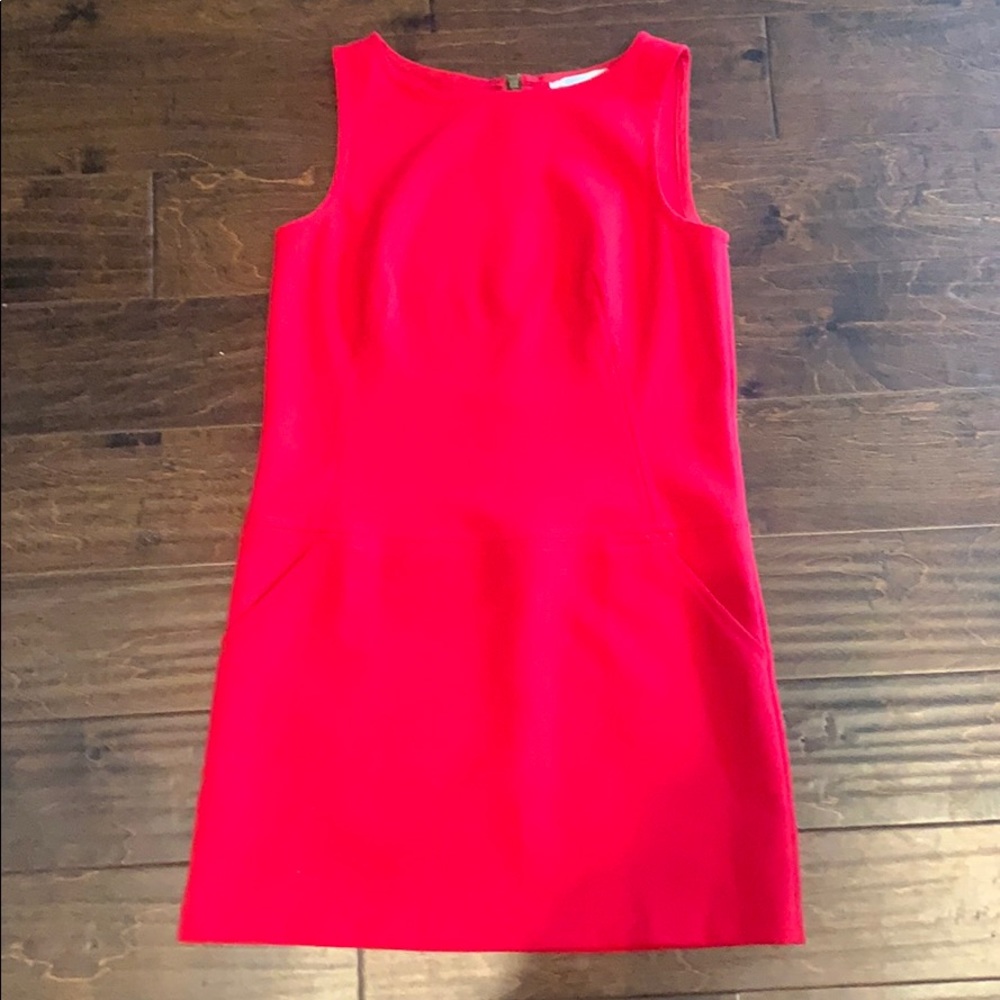 Sleeveless dress